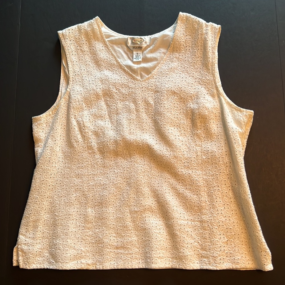 Talbots white Irish linen eyelet shell-GUC
